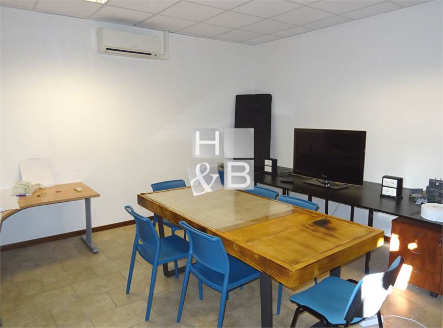 Photo 14