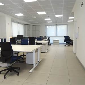 Ufficio In Affitto a Modena